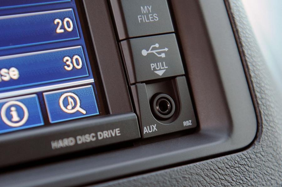  Dodge Grand Caravan 2011 года  (фото 25 из 83)